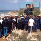 بالصور: جموع غفيرة تشارك في تشييع جثمان الشاب يوسف ترتير في مدينة يافا 